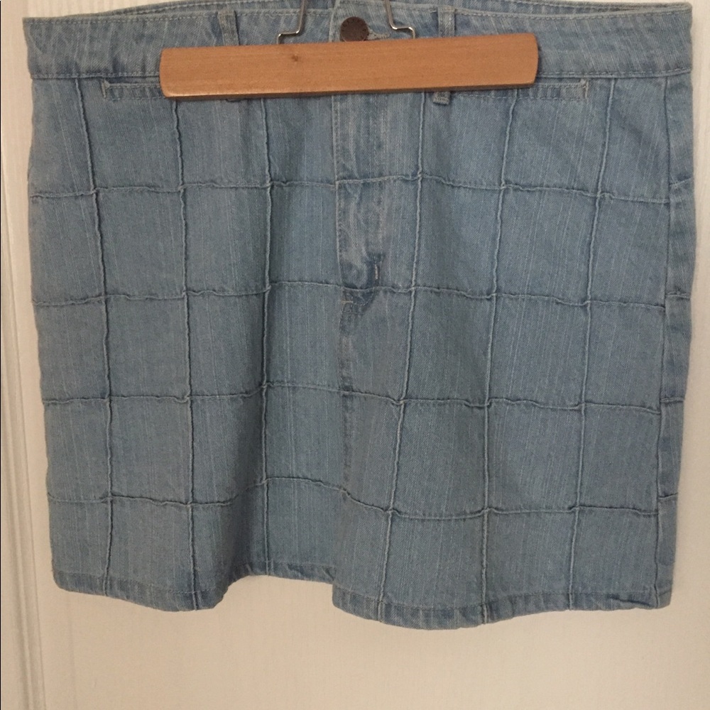 Denim skirt